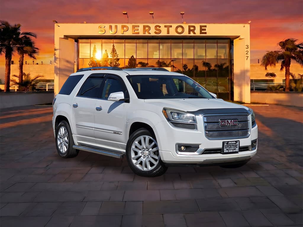 Dealer-provided photo of GMC Acadia