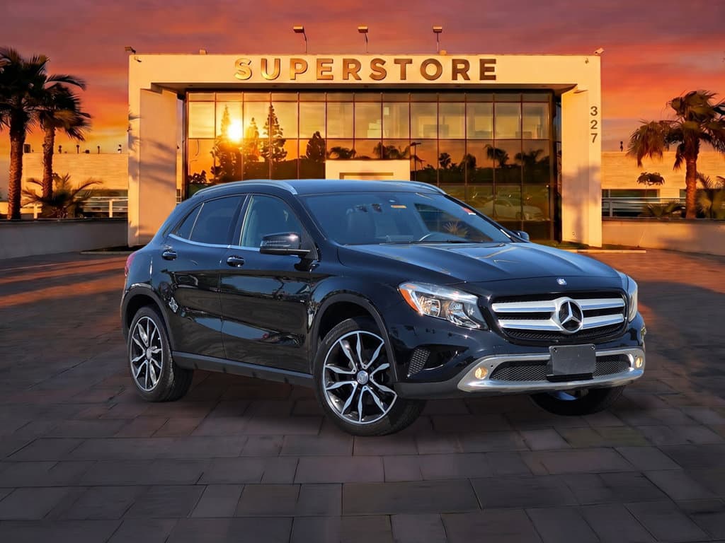 Dealer-provided photo of Mercedes-Benz GLA