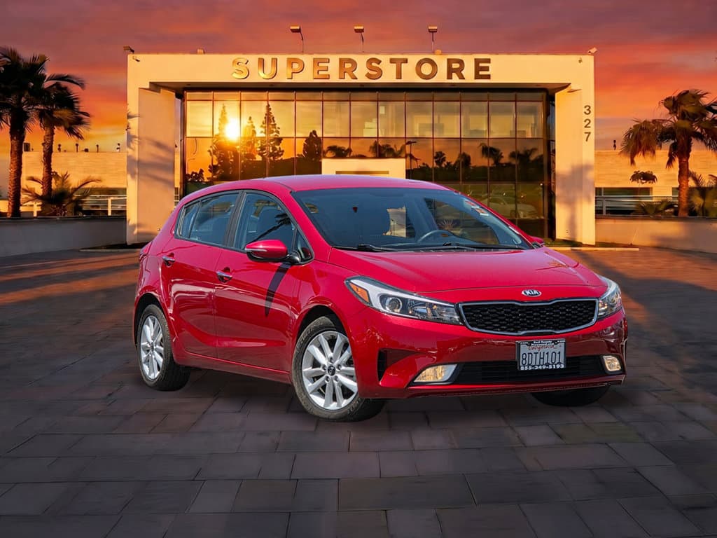 Dealer-provided photo of Kia Forte5