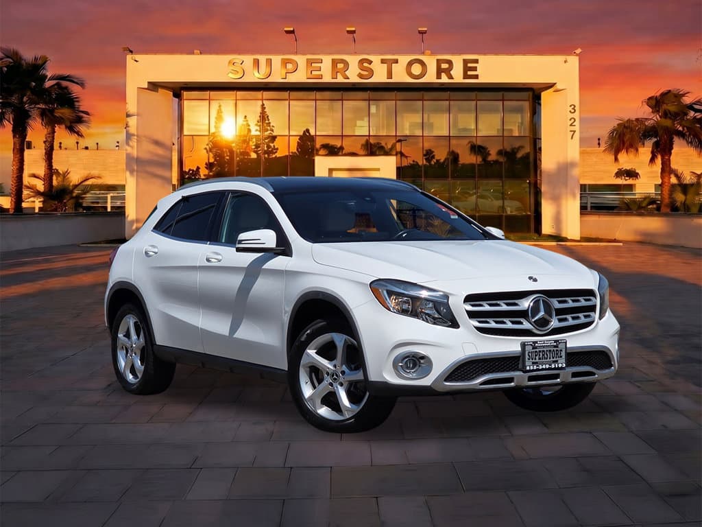 Dealer-provided photo of Mercedes-Benz GLA