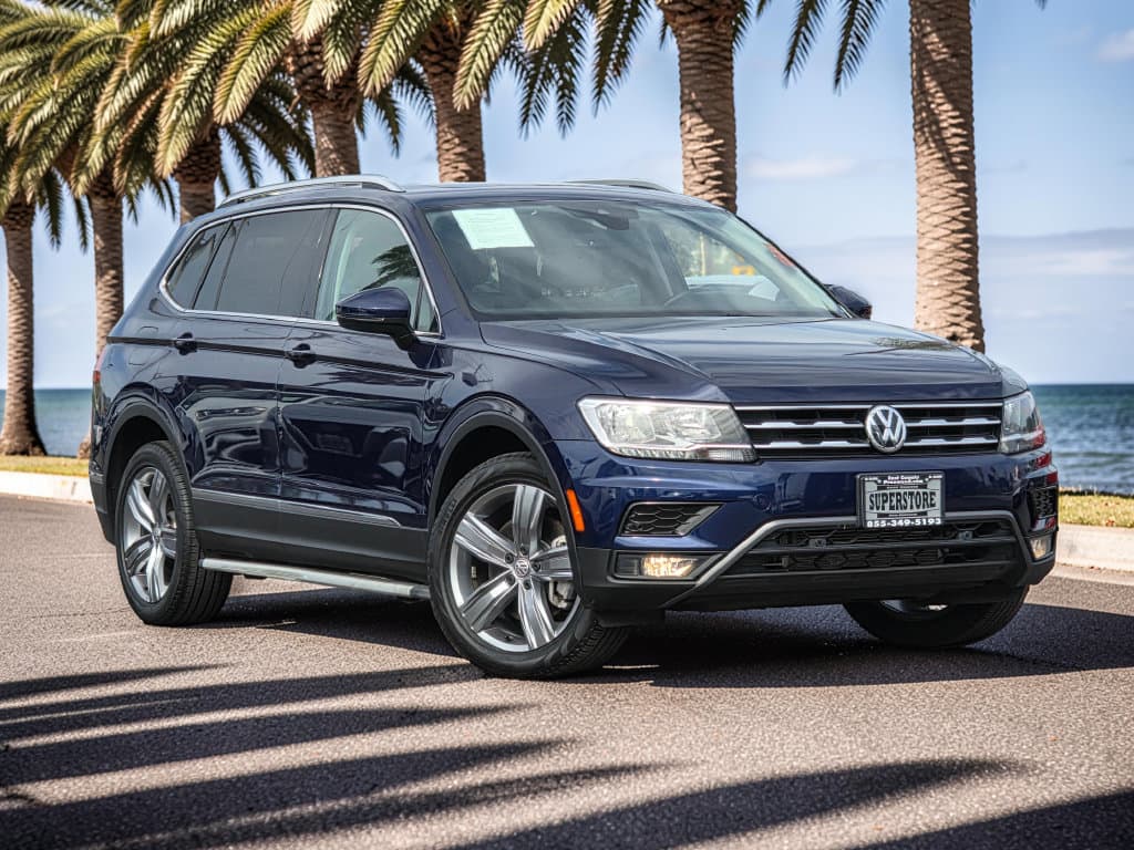 Dealer-provided photo of Volkswagen Tiguan