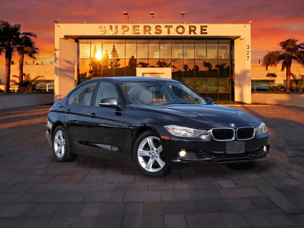 Dealer-provided photo of BMW 3 Series