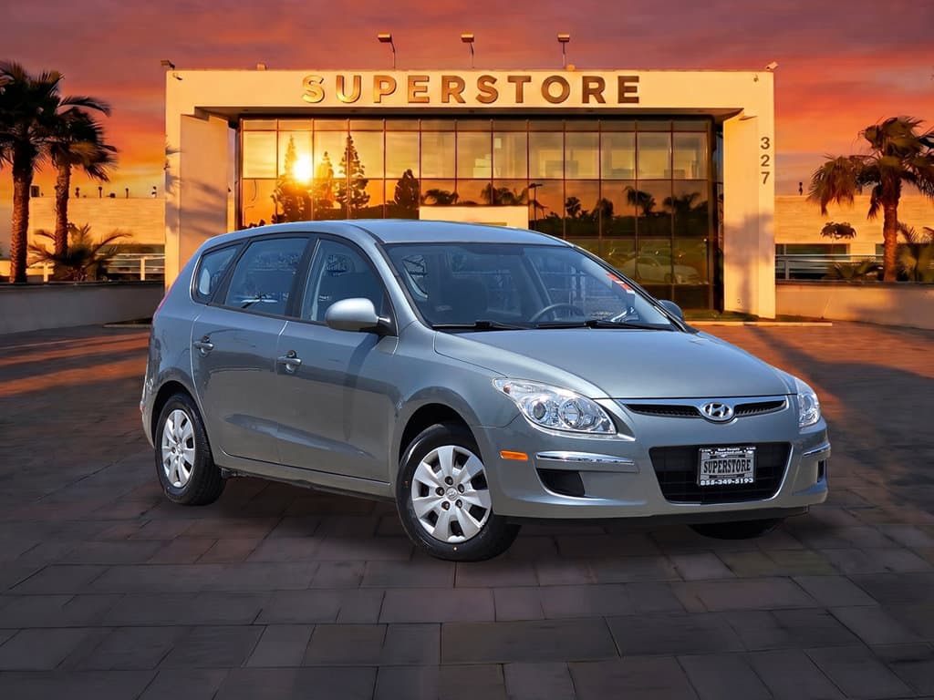 Dealer-provided photo of Hyundai Elantra Touring