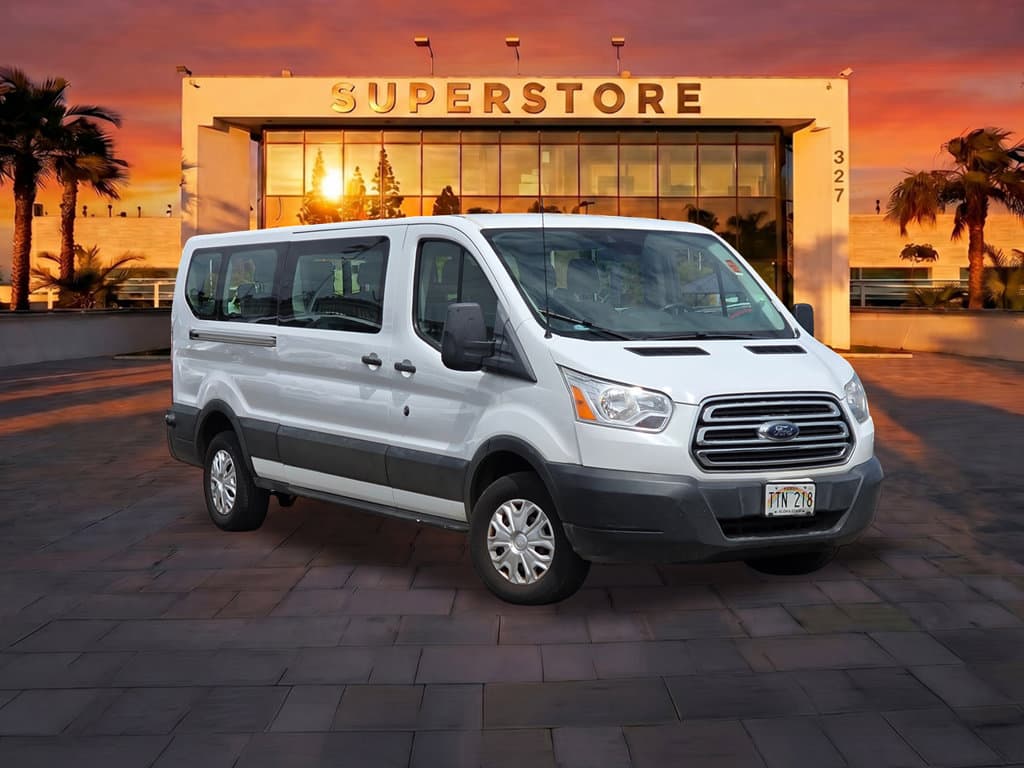 Dealer-provided photo of Ford Transit-350