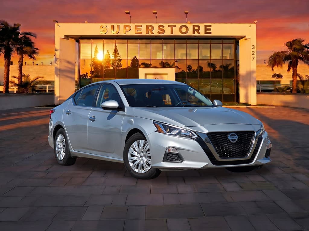 Dealer-provided photo of Nissan Altima