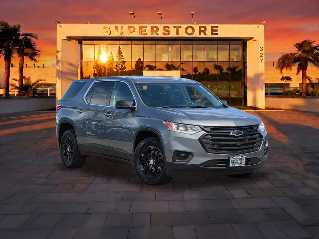 Dealer-provided photo of Chevrolet Traverse