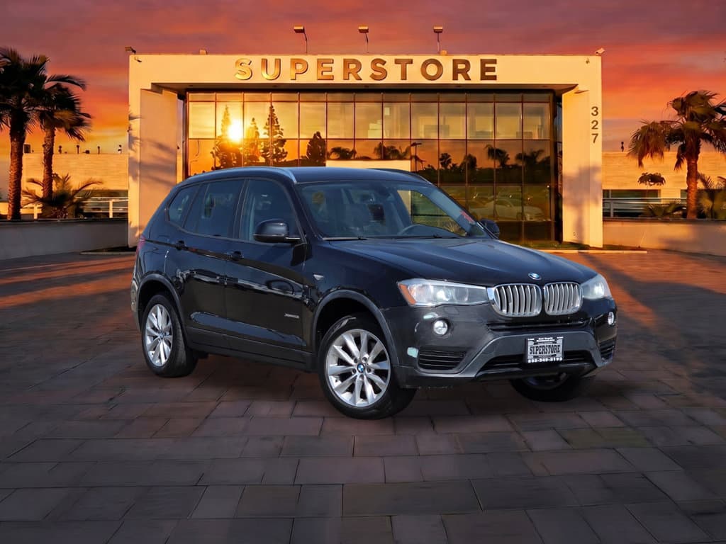 Dealer-provided photo of BMW X3
