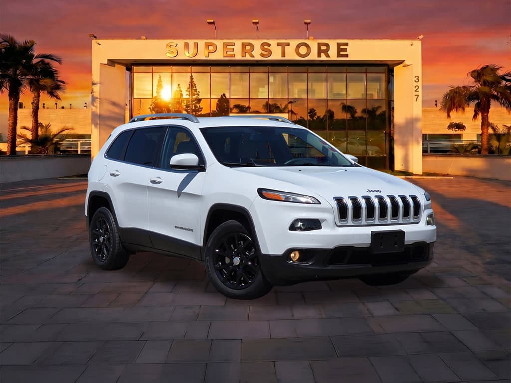 Dealer-provided photo of Jeep Cherokee