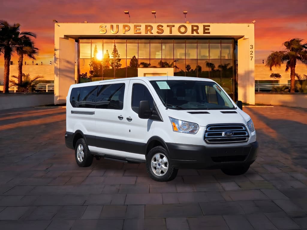 Dealer-provided photo of Ford Transit-350